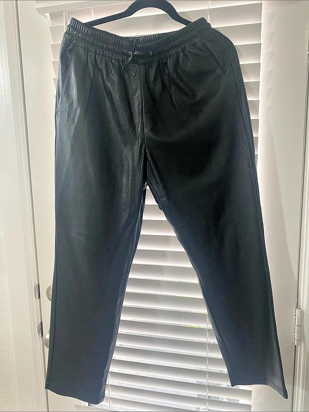 Marc New York Faux Leather Straight Leg Pants Size Medium